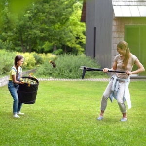 Wyrywacz do chwastów Fiskars Xact 