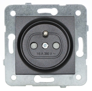 Gniazdo z uziemieniem z przesłonami styków Viko Panasonic Novella czarny