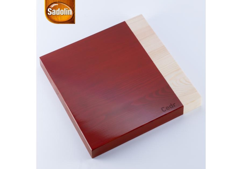 Lakierobejca ekskluzywna do drewna Sadolin cedr