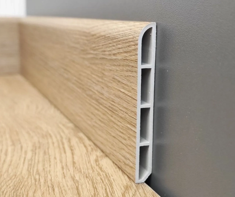 Listwa przyścienna 2400 x 80 x 9 mm ROYAL OAK 70101