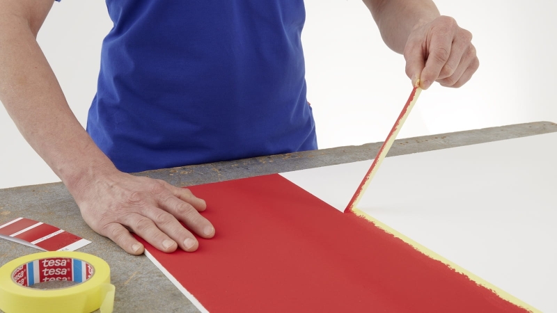 tesa-4334-high-grade-paint-tape-for-precise-flat-paint-edges-step5of5-ap-Screen.jpg