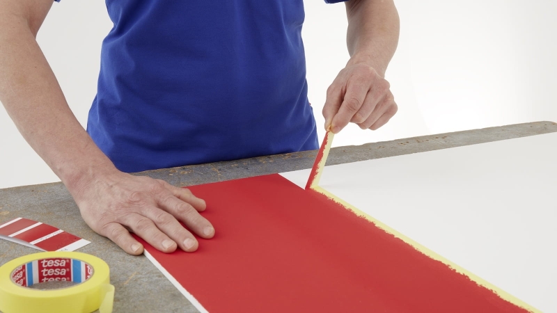 tesa-4334-high-grade-paint-tape-for-precise-flat-paint-edges-step5of6-ap-Screen.jpg